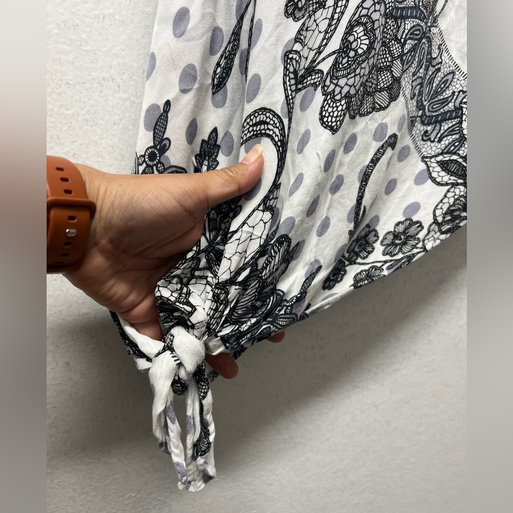 Chico's Black and White Asymmetrical Dolman Sleeve Tunic - Picture 5 of 7
